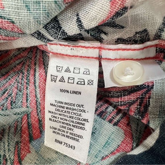 C&C California 100% Tropical Floral Men's Shirt Size M - Picture 9 of 9